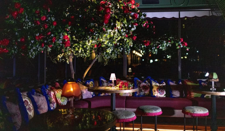 group_dining